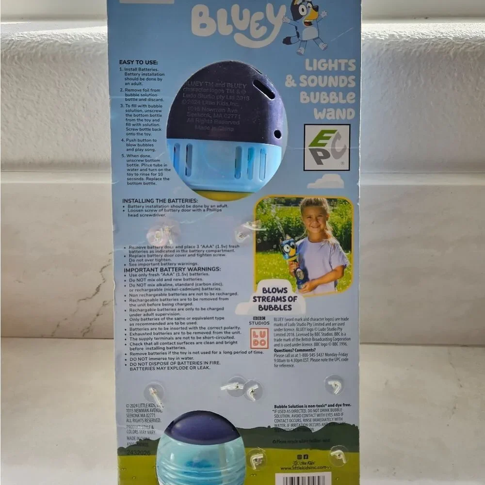 Little Kids Bluey Light and Sound Musical Bubble Wand Includes Bubble Solution